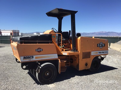 1999 Rosco TRUPAC 9 Wheel Pneumatic Roller