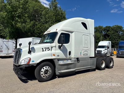 2018 Freightliner Cascadia 125 6x4 T/A Sleeper Truck Tractor (Inoperable)