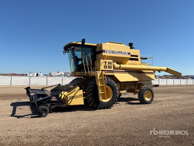 1997 New Holland TR98 Combine Harvester