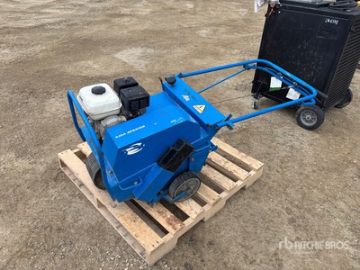 BlueBird H530A Walk-Behind Aireador