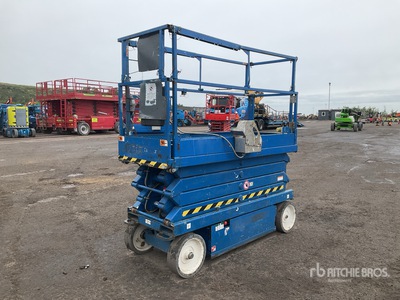 2012 Skyjack SJIII3226 Electric シザーリフト