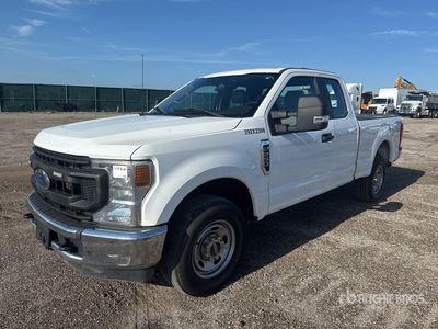 2022 Ford F-250 XL 4x2 Extended Cab Pickup