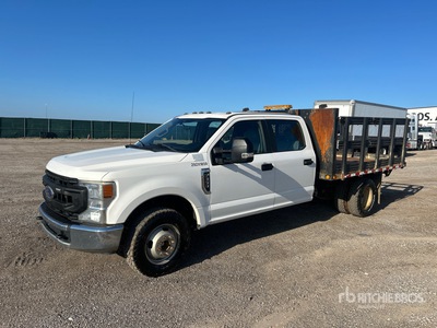 2020 Ford F-350 XL 4x2 Crew Cab Flatbed Truck