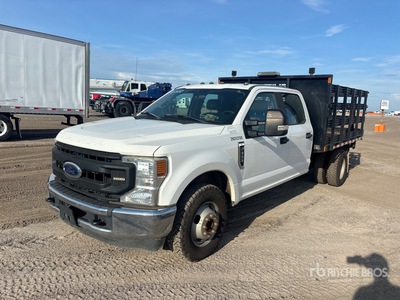 2020 Ford F-350 XL 4x2 Crew Cab Flatbed Truck