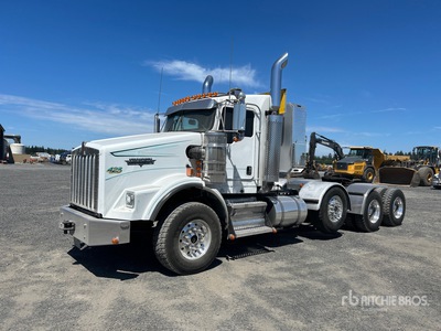 2007 Kenworth T800 8x4 Heavy Haul 4-Achs Sattelzugmaschine