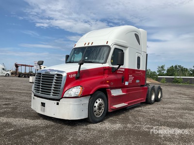 2016 Freightliner Cascadia 125 6x4 3- Achs Sattelzugmaschine mit Schlafkabine