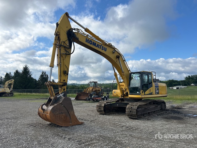 2013 Komatsu PC 360 LC-10 Tracked Excavator