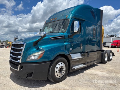 2022 Freightliner Cascadia 126 6x4 Sleeper Truck Tractor