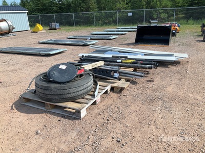 Quantity of (4) Pallets of Pegasus Trailer Parts بنود متنوعة - قطع المعدات