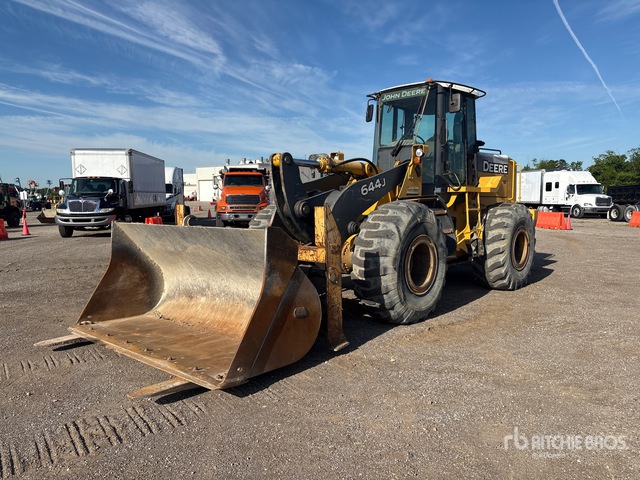 2005 John Deere 644J Wheel Loader