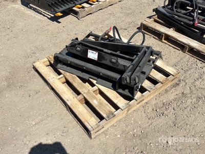2026 GIYI GY-CYHC 30 in Mini Skid Steer Forks (Unused)