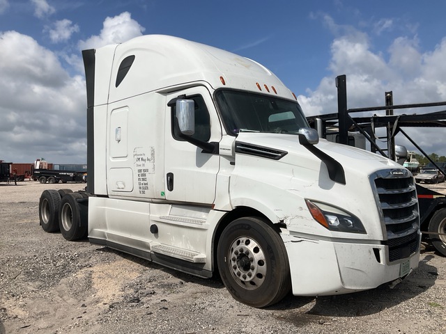 2020 Freightliner Cascadia 126 6x4 T/A Sleeper Truck Tractor