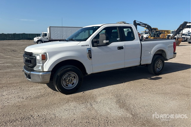 2020 Ford F-250 XL 4x2 Extended Cab Pickup
