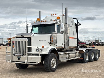 2015 Western Star 4900SA 8x6 Heavy Haul Tri/A Sleeper Truck Tractor