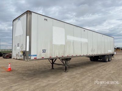 2013 Stoughton 53 ft x 102 in T/A Geschlossene Anhänger