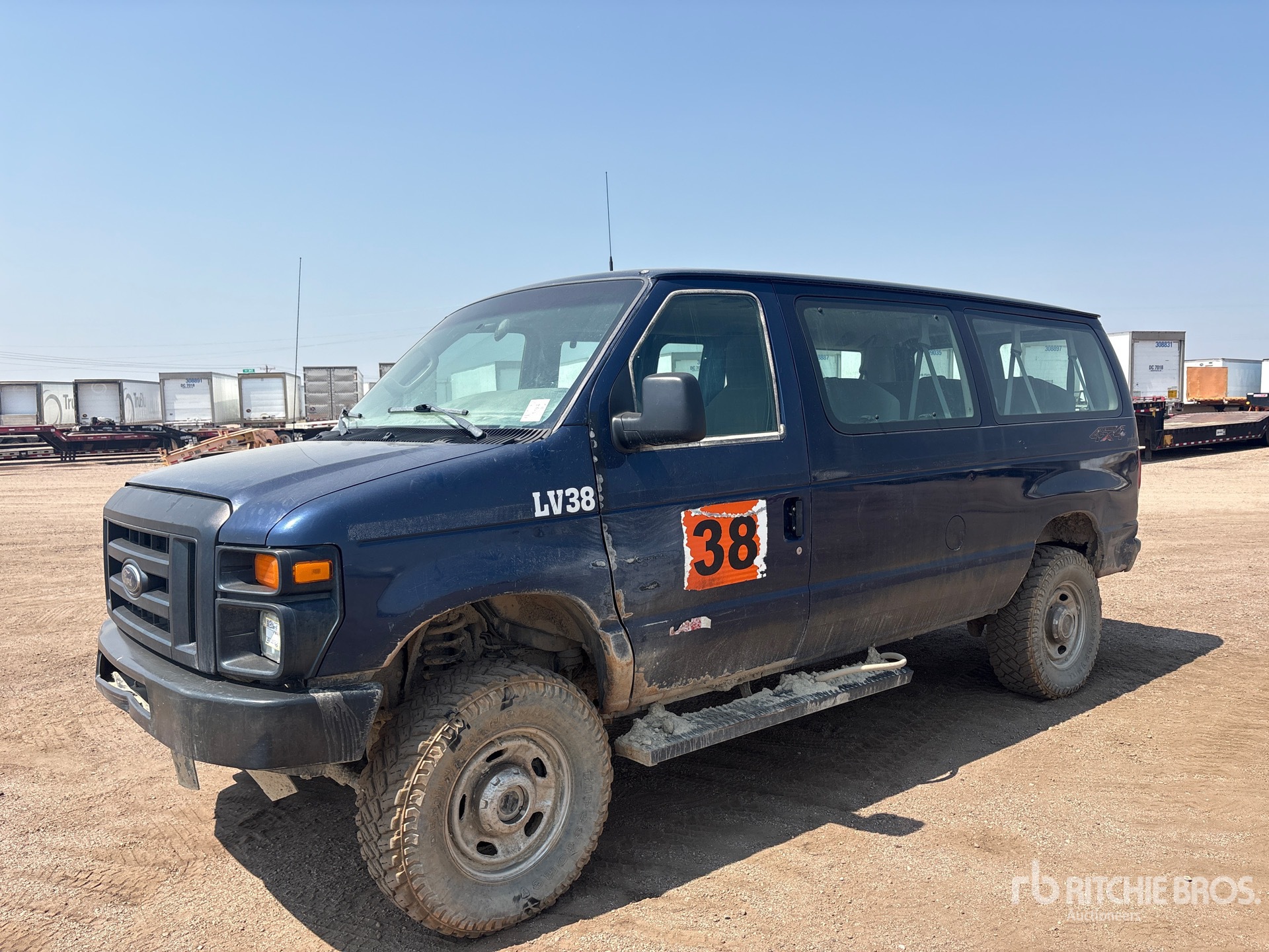 2011 Ford E-350 12 Passenger Van