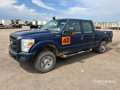 2011 Ford F-250 4x4 Crew Cab Pickup