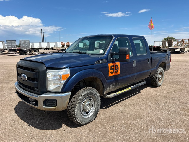 2011 Ford F-250 Heavy duty 4x4 Crew Cab Pickup