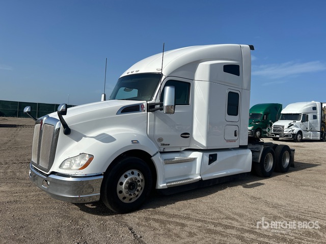 2020 Kenworth T680 6x4 T/A Sleeper Truck Tractor