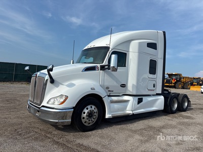 2020 Kenworth T680 6x4 Cabeza Tractora Cabina Dormitorio