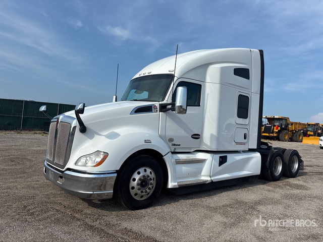 2020 Kenworth T680 6x4 T/A Sleeper Truck Tractor