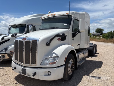 2020 Peterbilt 579 6x4 Cabeza Tractora Cabina Dormitorio