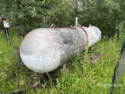 1000 gal Skid Mounted Diesel Fuel Tank