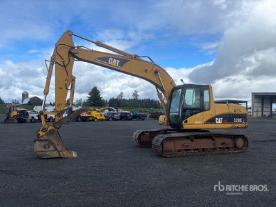 2001 Cat 320C L حفارة بجنزير