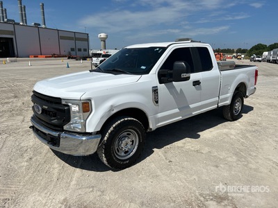 2022 Ford F-250 XL 4x2 Extended Cab Pickup