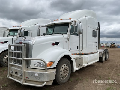 2012 Peterbilt 386 Cabeza Tractora Cabina Dormitorio