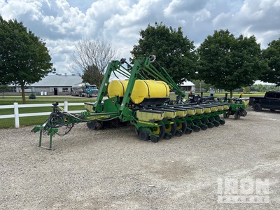 2003 John Deere 1770 MaxEmerge Plus 24 Row No-Till Planter