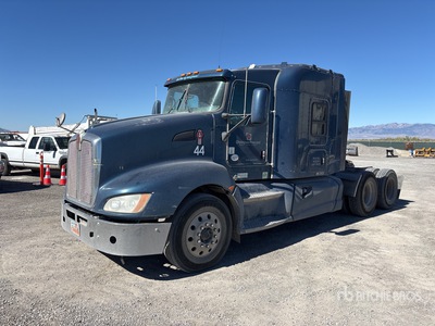 2012 Kenworth T660 6x4 トラックトラクター（T/A）