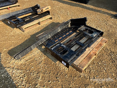 2026 GIYI GY-DHC 59 in Skid Steer Forks (Unused)