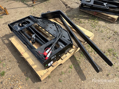 2026 GIYI GY-SF60 60 in Skid Steer Forks (Unused)
