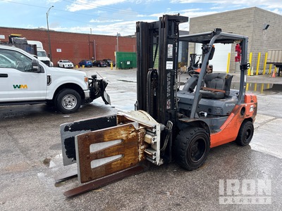 2017 (unverified) Toyota 8FDU32 3500 lb Cushion Tire Forklift