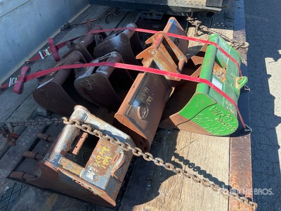 Quantity of (3) Cleanup Bucket