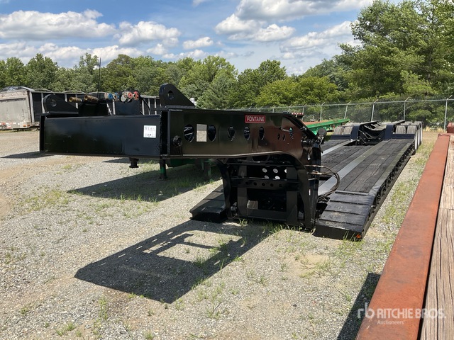 2008 Fontaine Magnitude 55H Tri/A Removable Gooseneck Lowboy Trailer