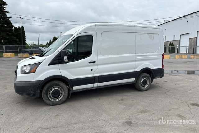 1FTYE1CV1HKB44979 2017 photo no. 1