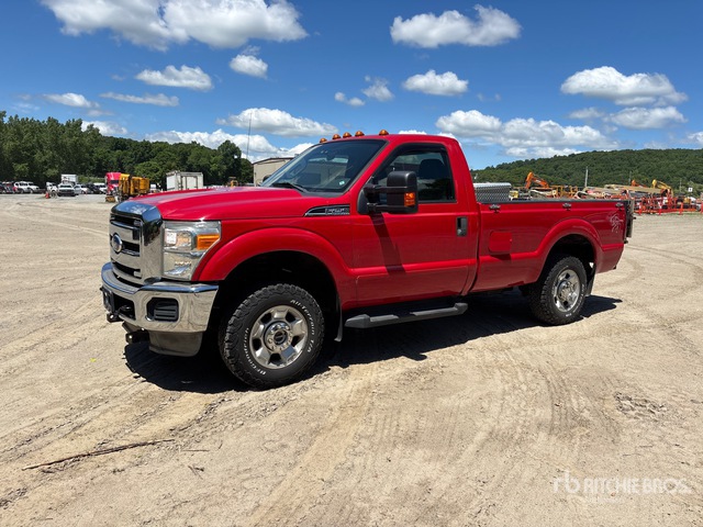 2011 Ford F-250 XLT 4x4 Pickup