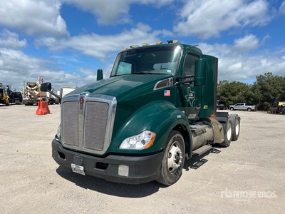 2019 Kenworth T680 6x4 Day Cab Truck Tractor