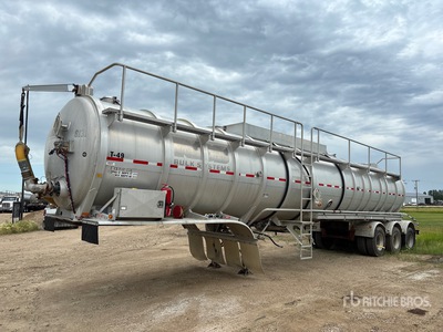 2013 Heil 12200 gal Tri/A Tanker Trailer