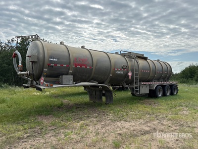 2013 Dragon 42000 L Tri/A Tanker Trailer
