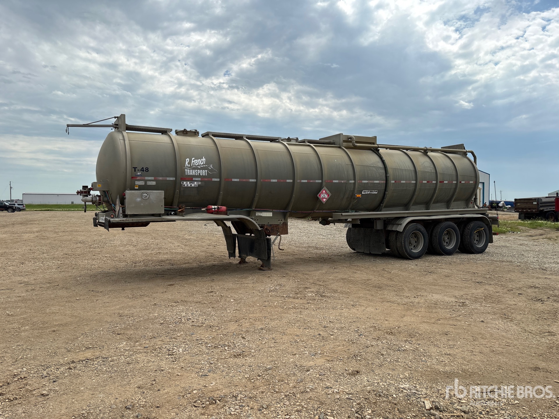 2012 Hutchinson 10250 gal Tri/A Tanker Trailer