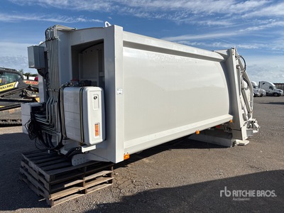 2026 Quik Loadz Hydraulic Waste Collection Body with Electronics - Fits Truck (Unused)