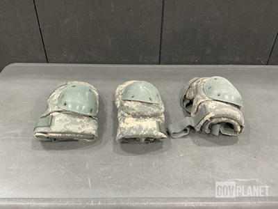 (120) Pairs of Knee Pads