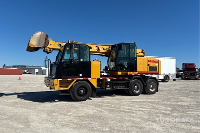 2016 Gradall XL4100-IV 6x4 excavadora para carretera de ruedas