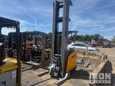 Jungheinrich ETR 345A-36V 4500 lb Electric Forklift