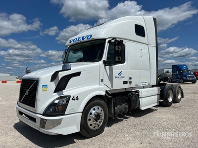 2016 Volvo VNL670 6x4 Sleeper Prime Mover