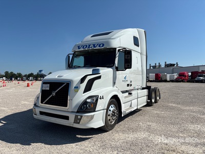 2016 Volvo VNL670 6x4 T/A Sleeper Truck Tractor