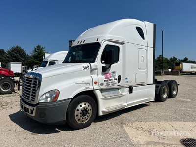 2018 Freightliner Cascadia 125 6x4 T/A Sleeper Truck Tractor